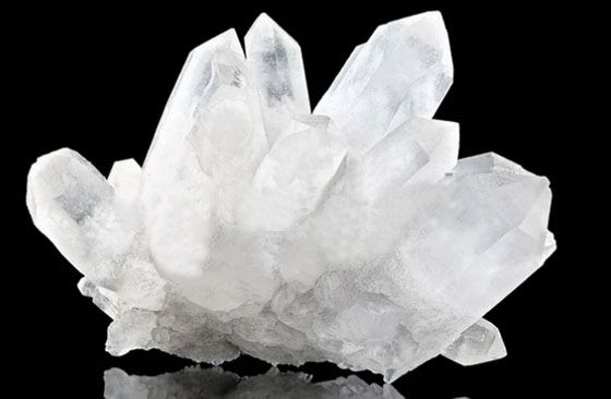 high purity quartz.jpg